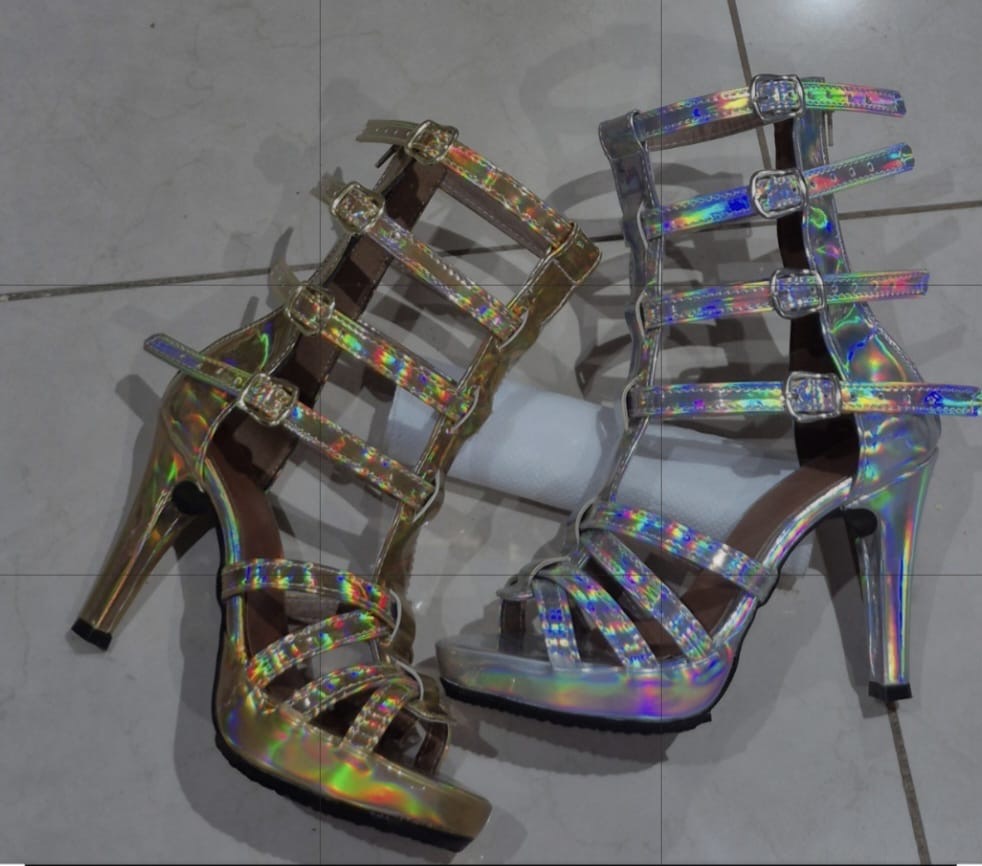 Rainha Sambista 4 Straps